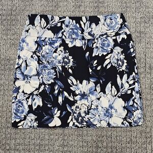 S.C. & Co Womens Skort Sz Large Blue White Floral Pull On Front Pockets